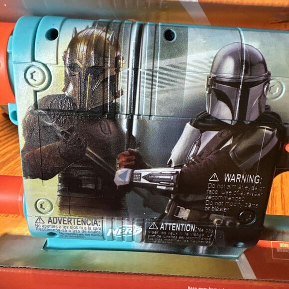 Star Wars The Mandalorian Dart Blaster 12 Elite Darts Kids Toys Outdoor Gift New - Picture 3 of 6